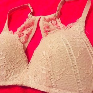 Laced fashion nova bra
